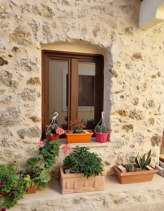 Gs Home Gythio Exterior photo